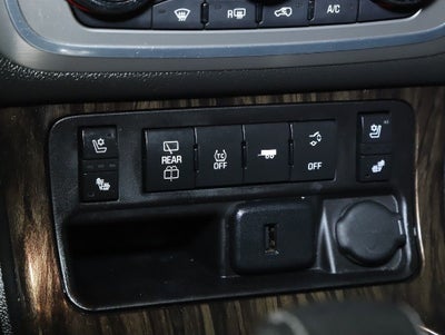 2015 GMC Acadia Denali