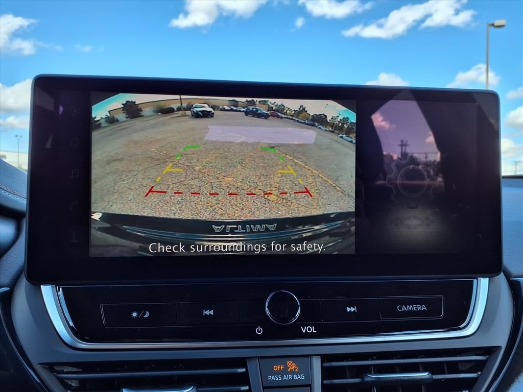 2025 Nissan Altima 2.5 SR