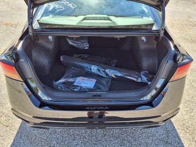 2025 Nissan Altima 2.5 SR