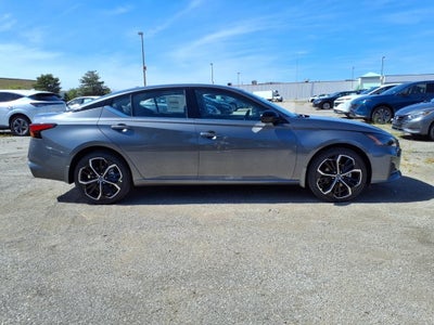 2025 Nissan Altima 2.5 SR