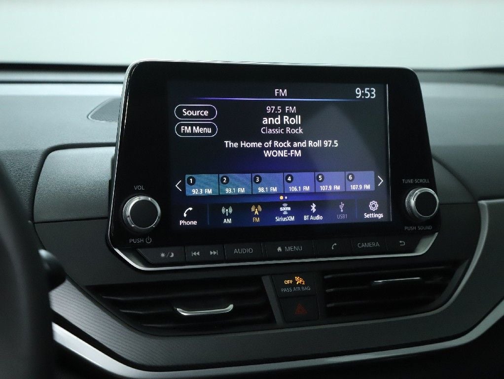 2025 Nissan Altima 2.5 SR