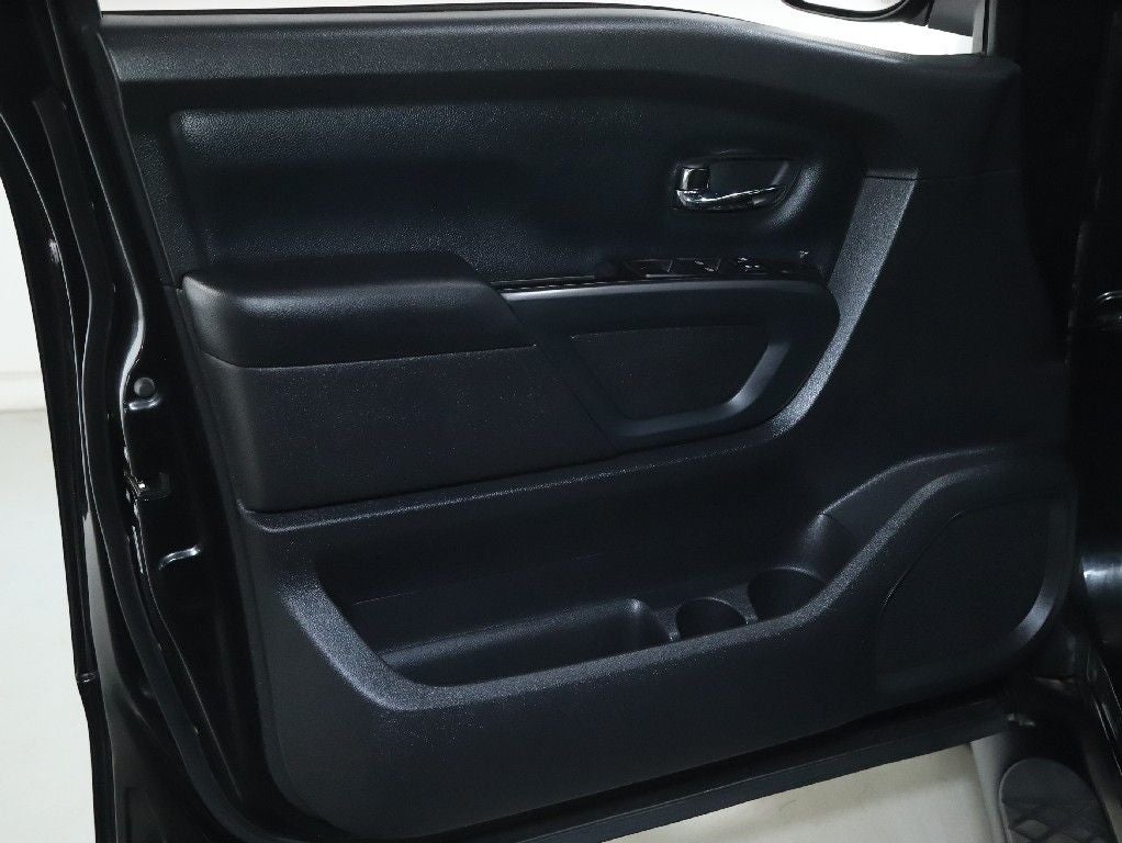 2019 Nissan Titan SV