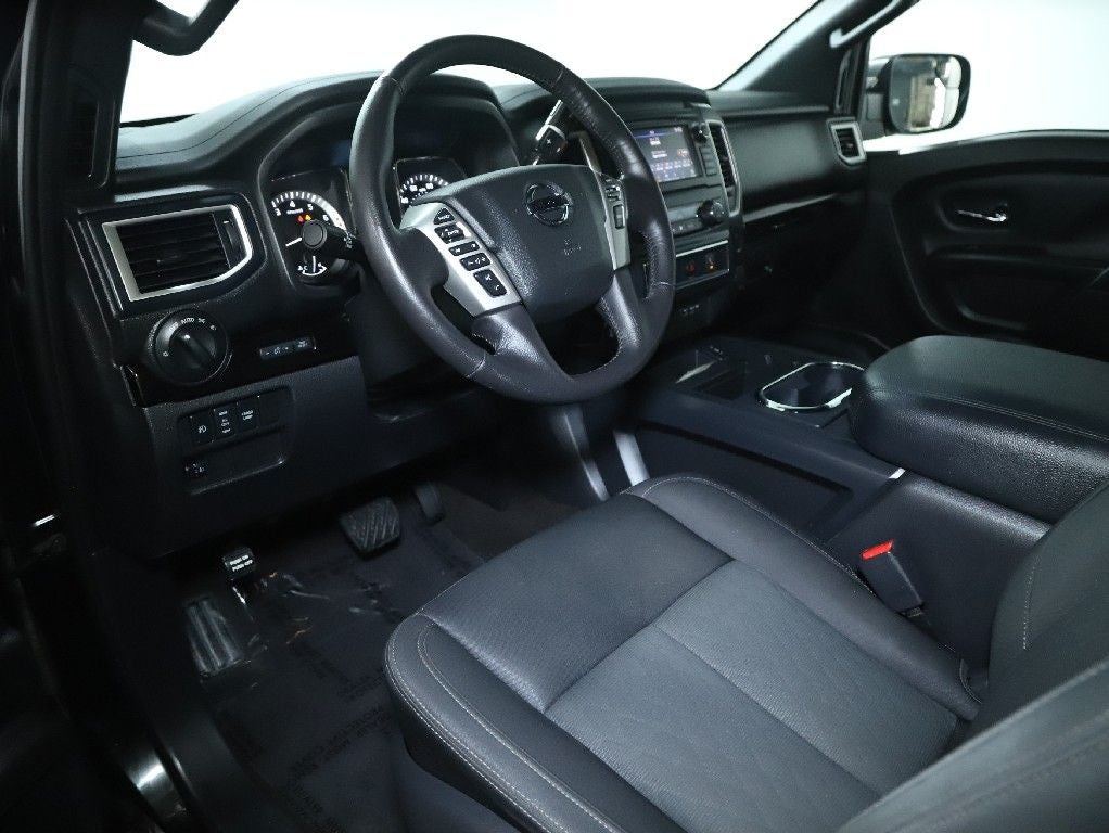 2019 Nissan Titan SV