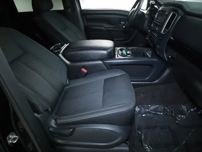 2019 Nissan Titan SV