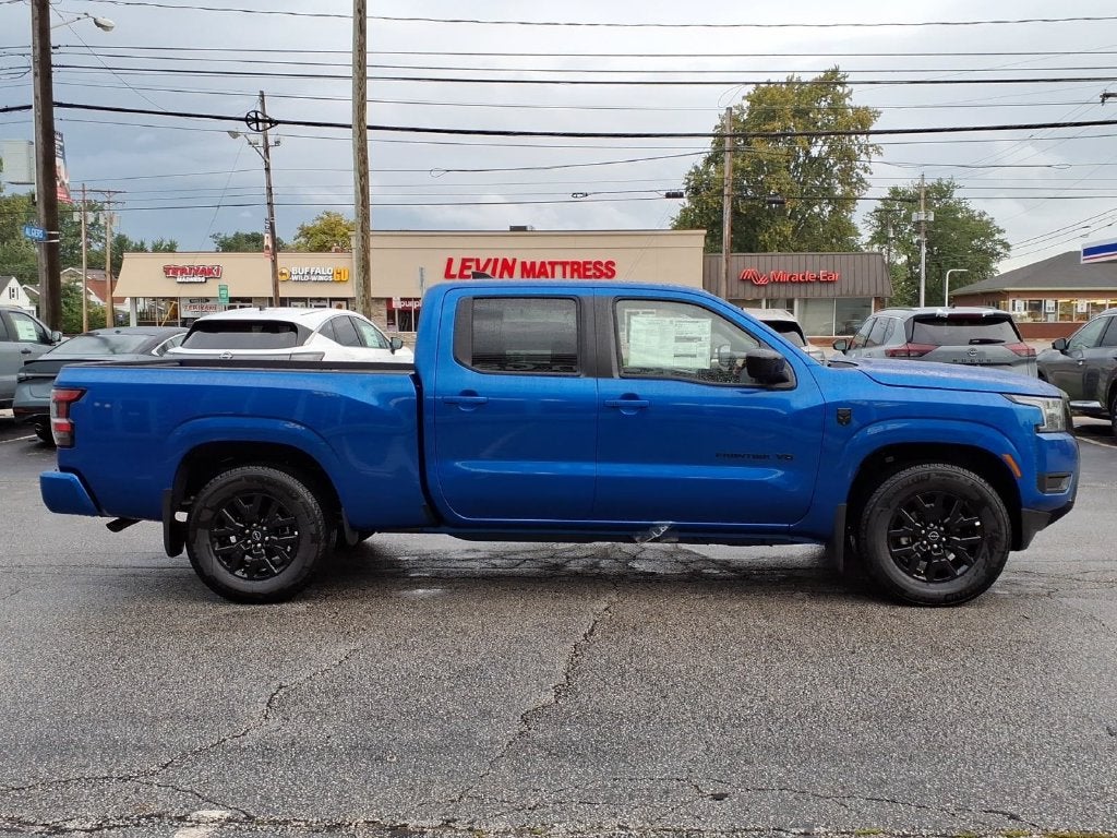 2027 Nissan Frontier SV
