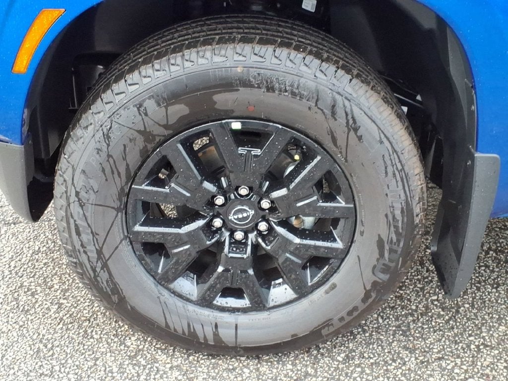 2027 Nissan Frontier SV