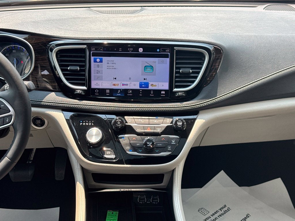 2023 Chrysler Pacifica Limited