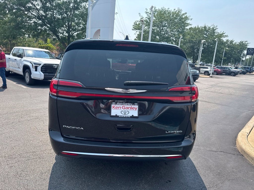 2023 Chrysler Pacifica Limited