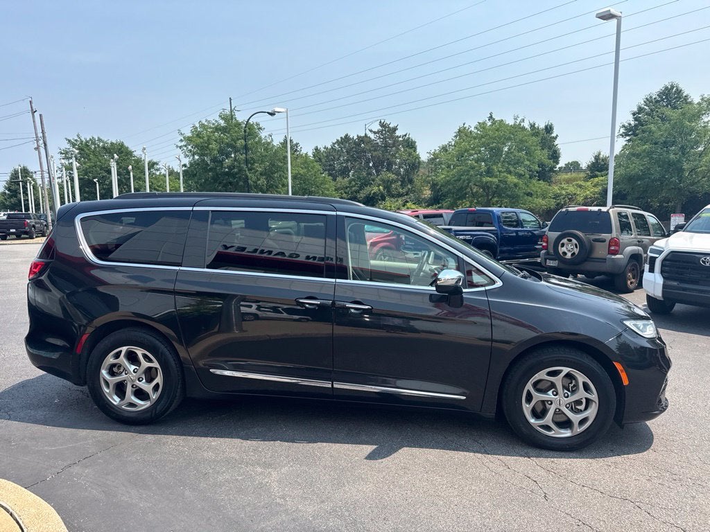 2023 Chrysler Pacifica Limited