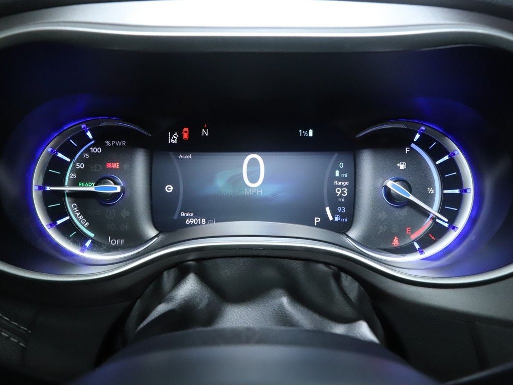 2023 Chrysler Pacifica Hybrid Touring L