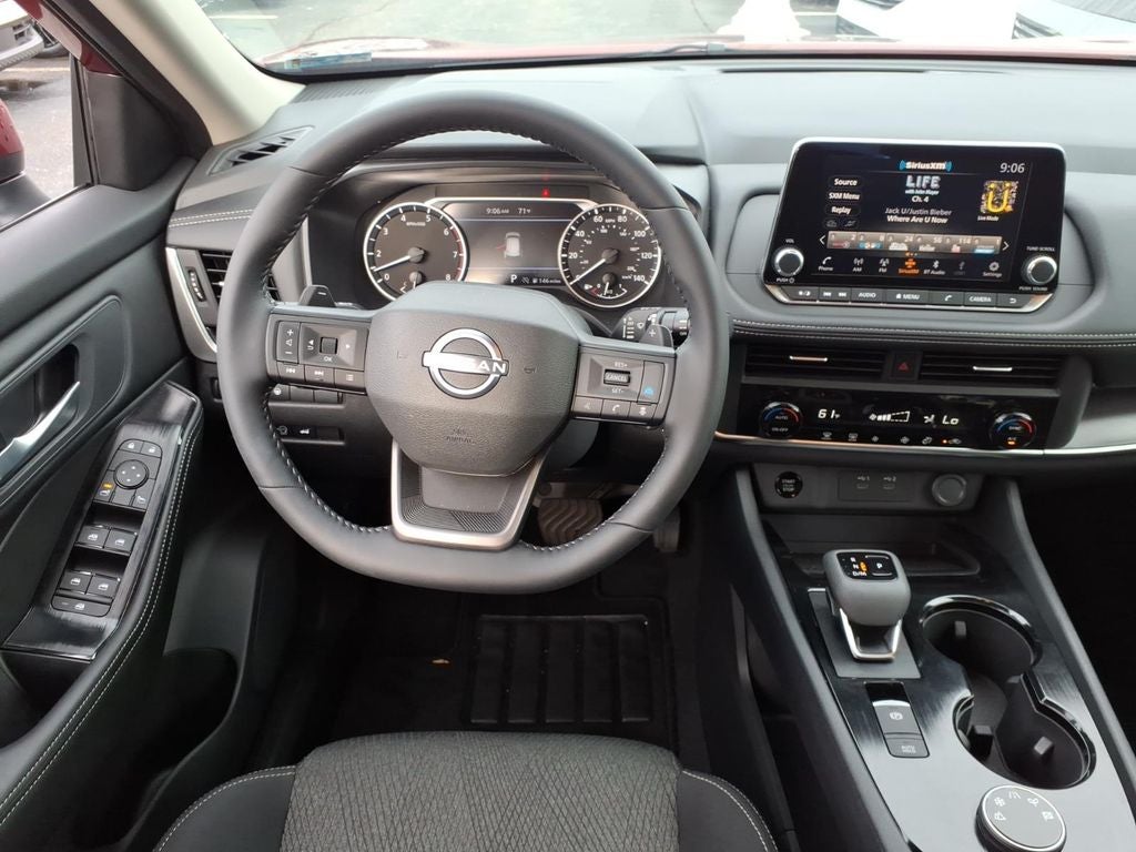 2027 Nissan Sentra SV