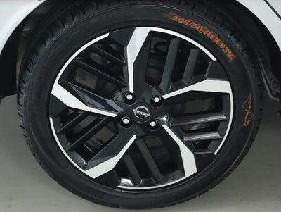 2024 Nissan Versa 1.6 SR