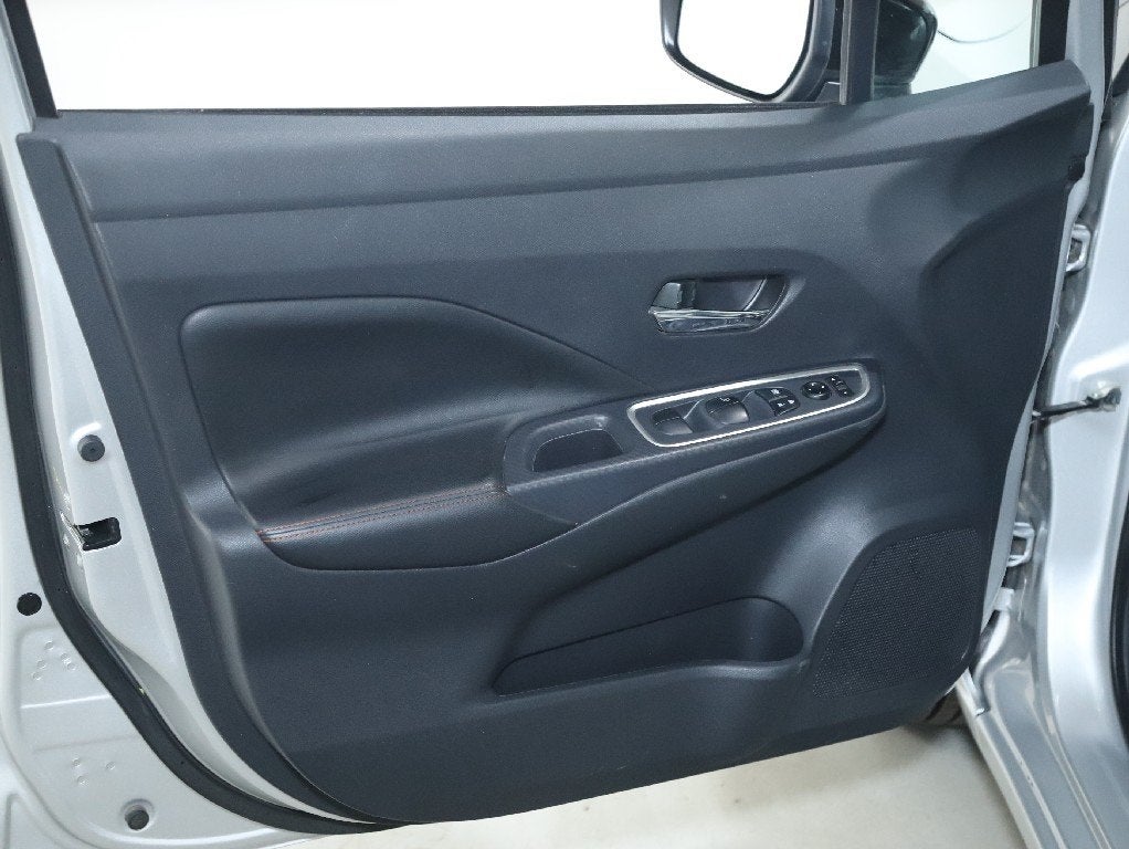 2024 Nissan Versa 1.6 SR