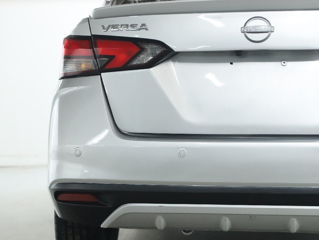 2024 Nissan Versa 1.6 SR