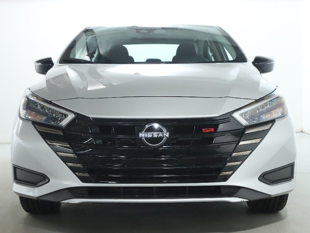 2024 Nissan Versa 1.6 SR