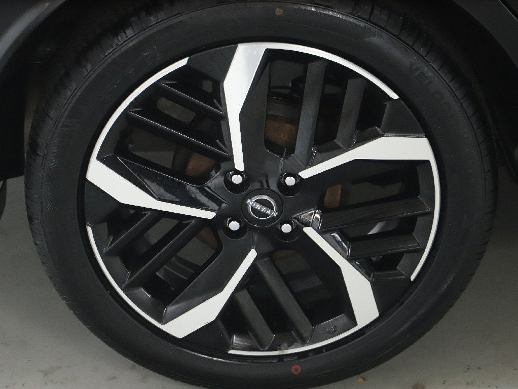 2024 Nissan Versa 1.6 SR