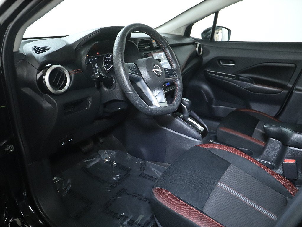 2024 Nissan Versa 1.6 SR
