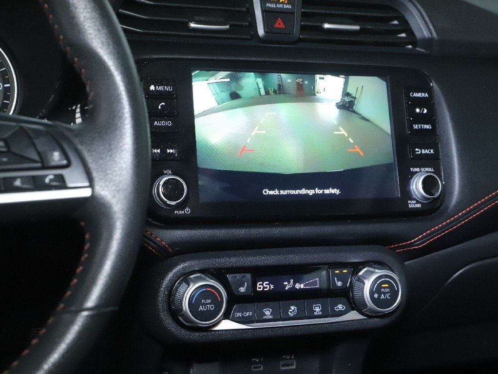 2024 Nissan Versa 1.6 SR