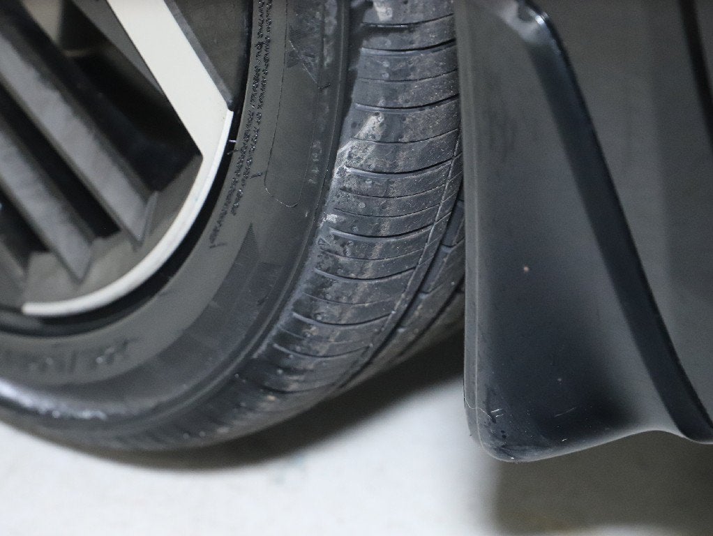 2024 Nissan Versa 1.6 SR