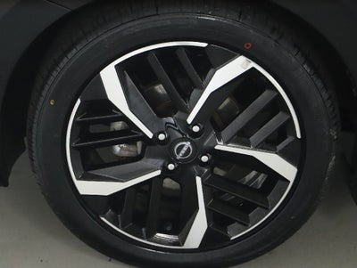 2024 Nissan Versa 1.6 SR