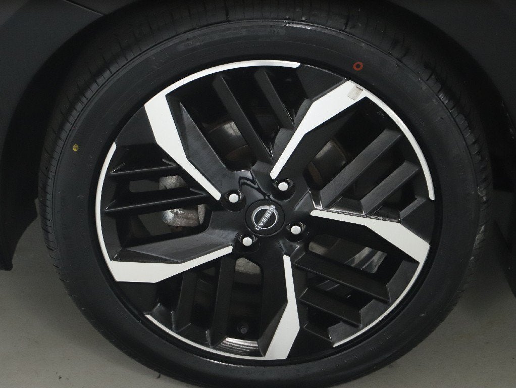 2024 Nissan Versa 1.6 SR