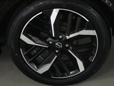 2024 Nissan Versa 1.6 SR