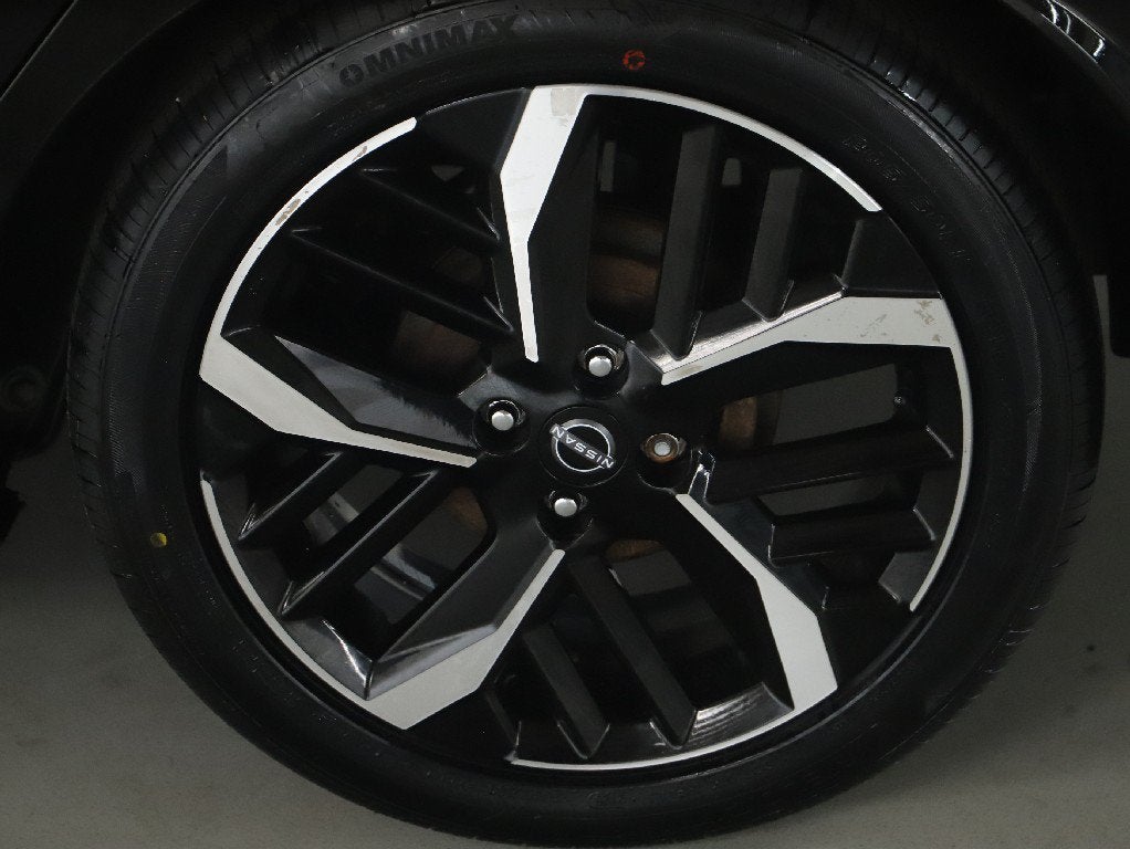 2024 Nissan Versa 1.6 SR