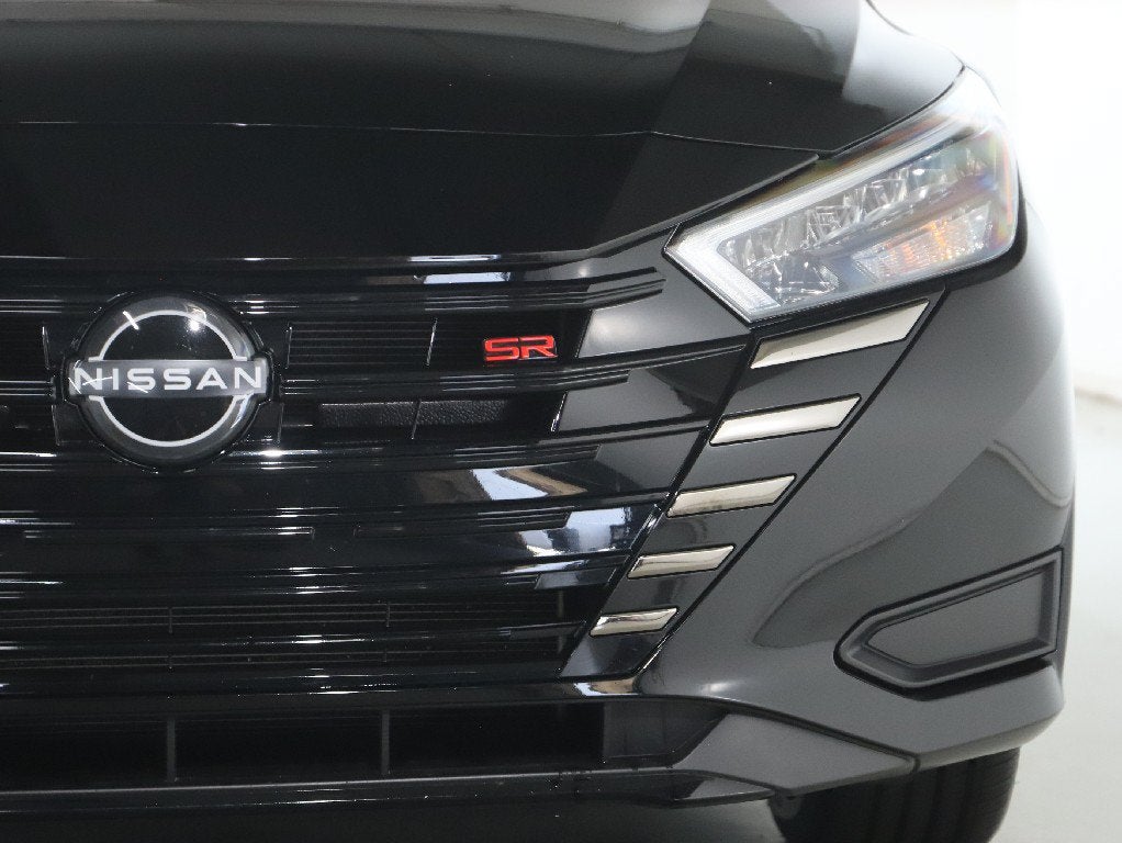 2024 Nissan Versa 1.6 SR