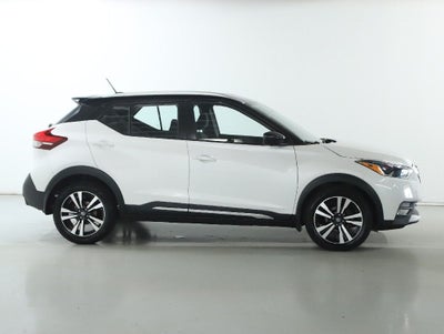 2019 Nissan Kicks SR