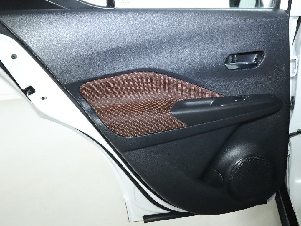 2019 Nissan Kicks SR