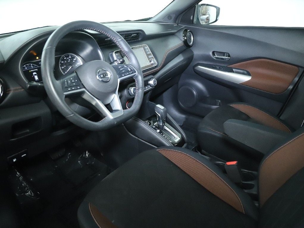 2019 Nissan Kicks SR