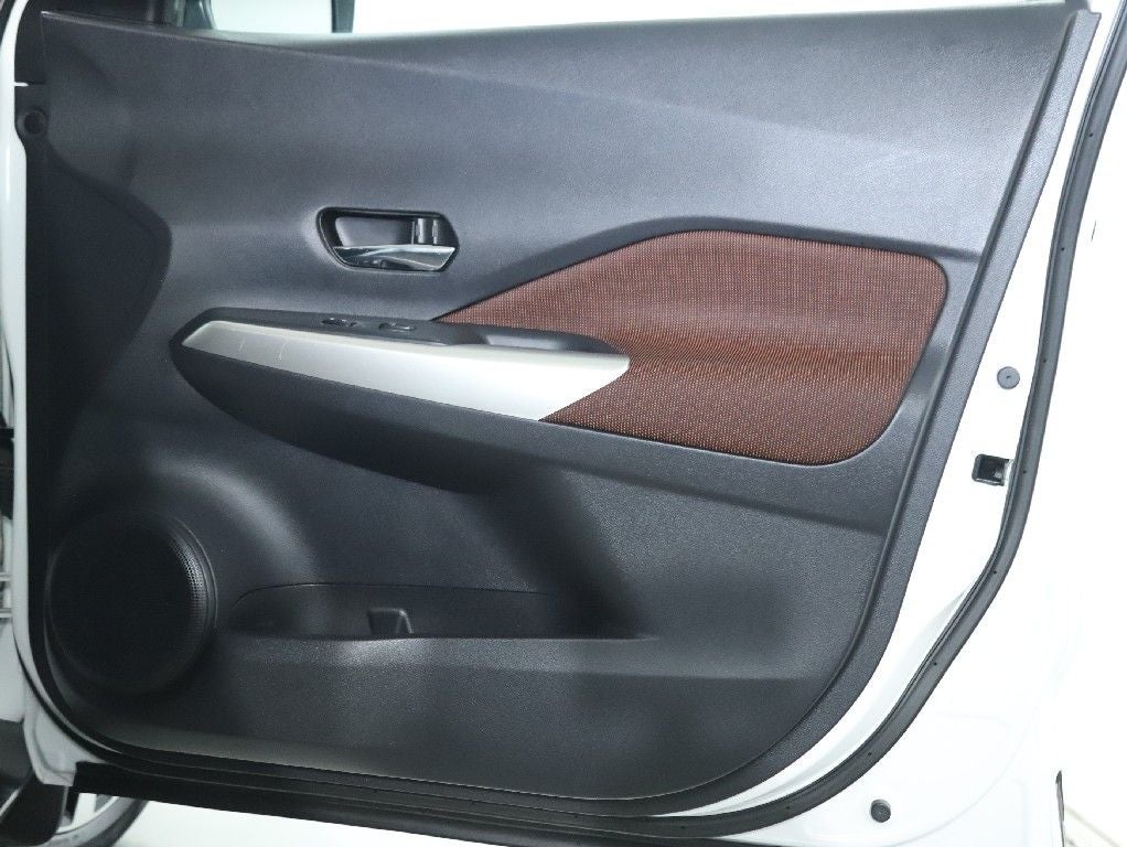 2019 Nissan Kicks SR