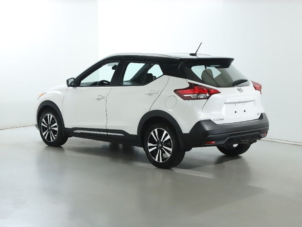 2019 Nissan Kicks SR