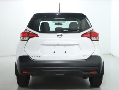 2019 Nissan Kicks SR