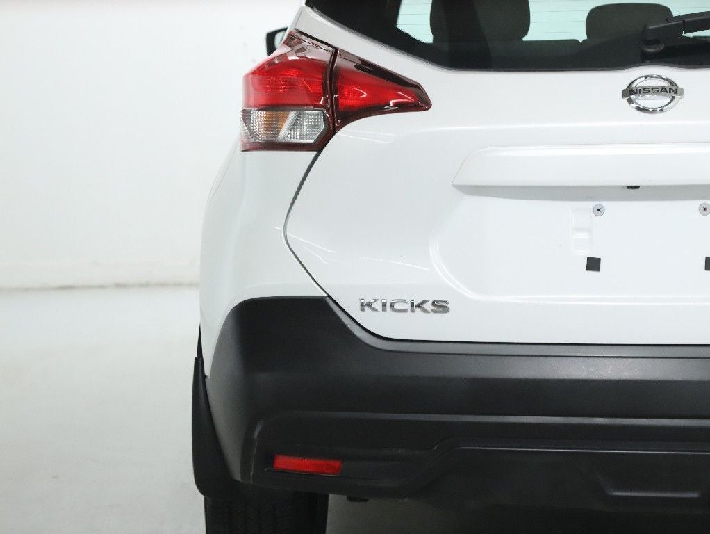 2019 Nissan Kicks SR