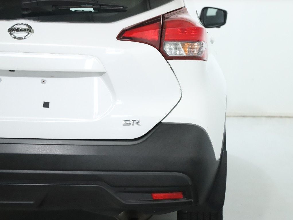 2019 Nissan Kicks SR