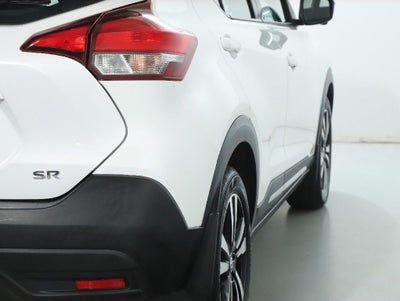 2019 Nissan Kicks SR