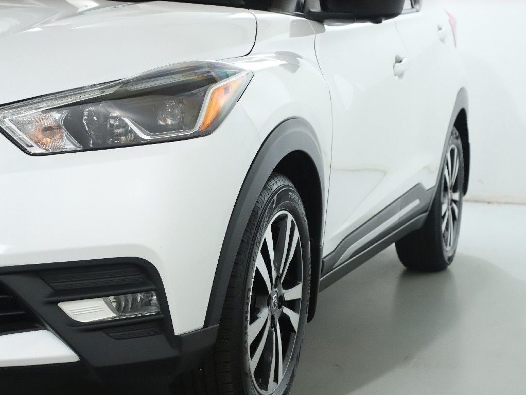 2019 Nissan Kicks SR