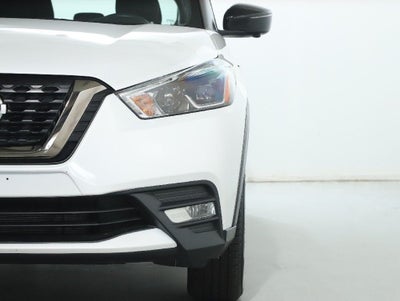 2019 Nissan Kicks SR