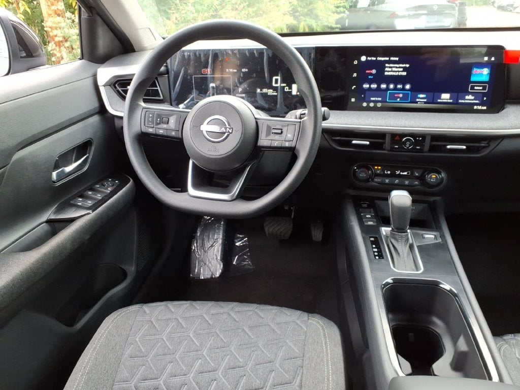 2027 Nissan Kicks SV