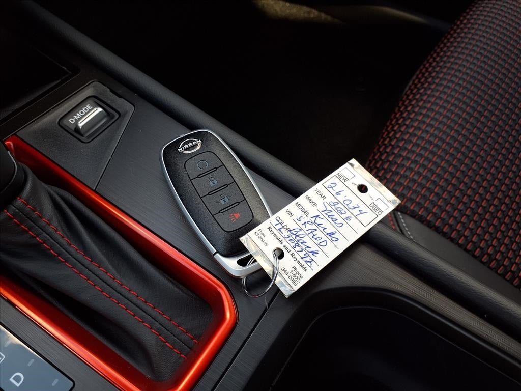 2026 Nissan Kicks SR