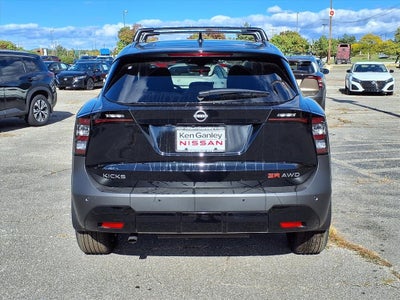 2026 Nissan Kicks SR