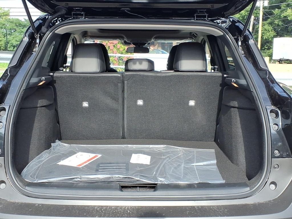 2027 Nissan Kicks SR