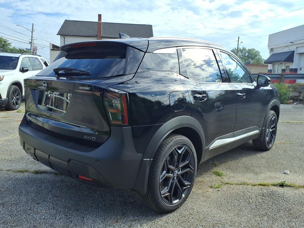 2027 Nissan Kicks SR