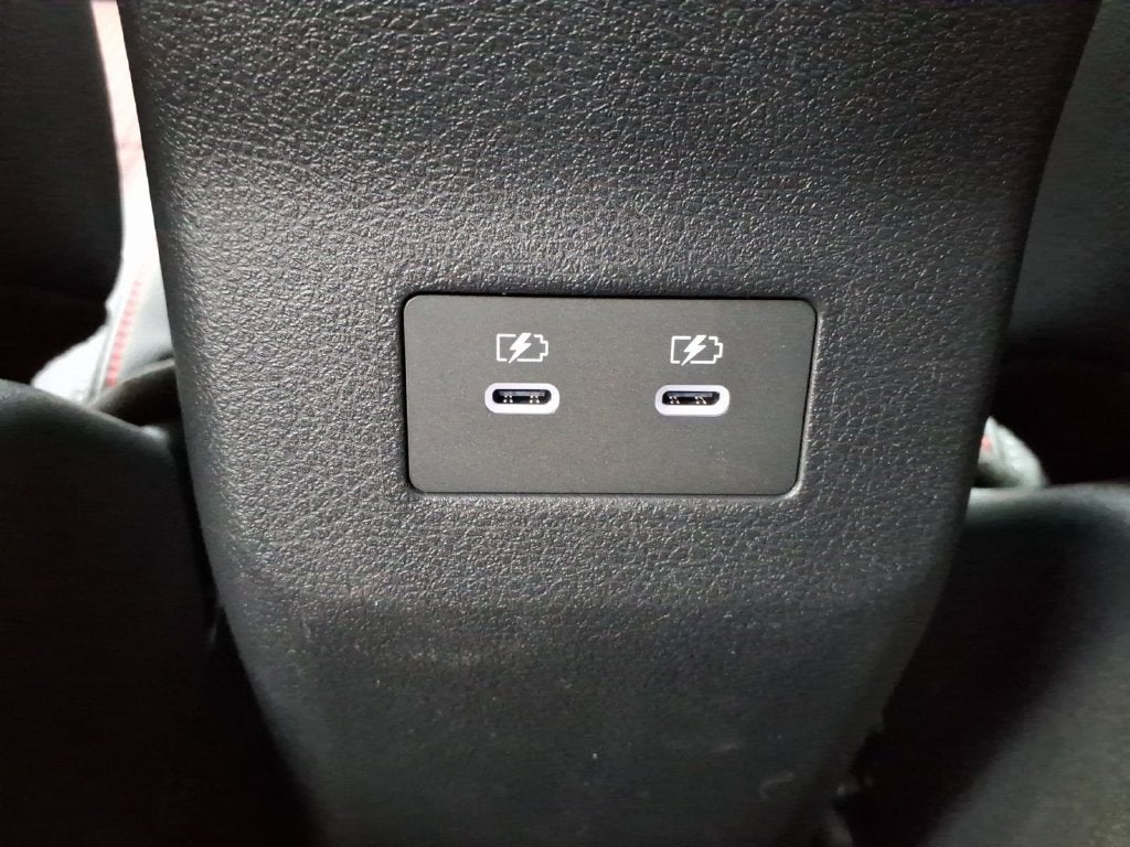 2027 Nissan Kicks SR