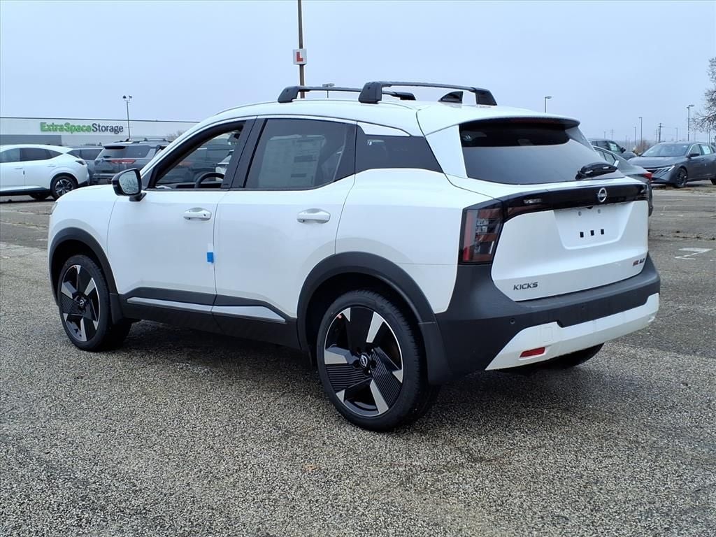 2026 Nissan Kicks SR