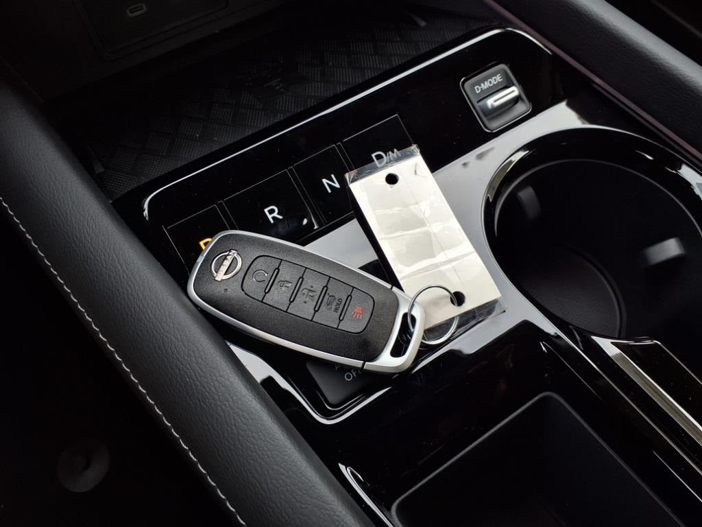 2025 Nissan Murano SL