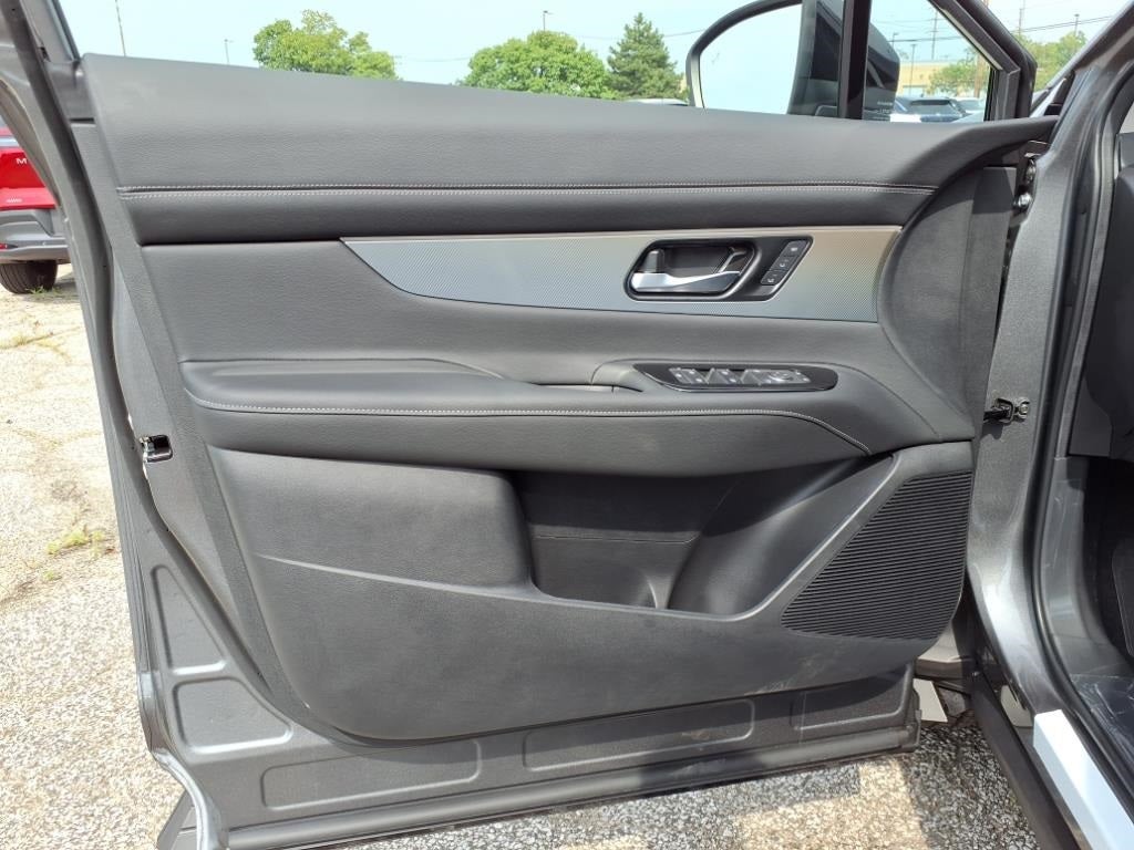 2025 Nissan Murano SL