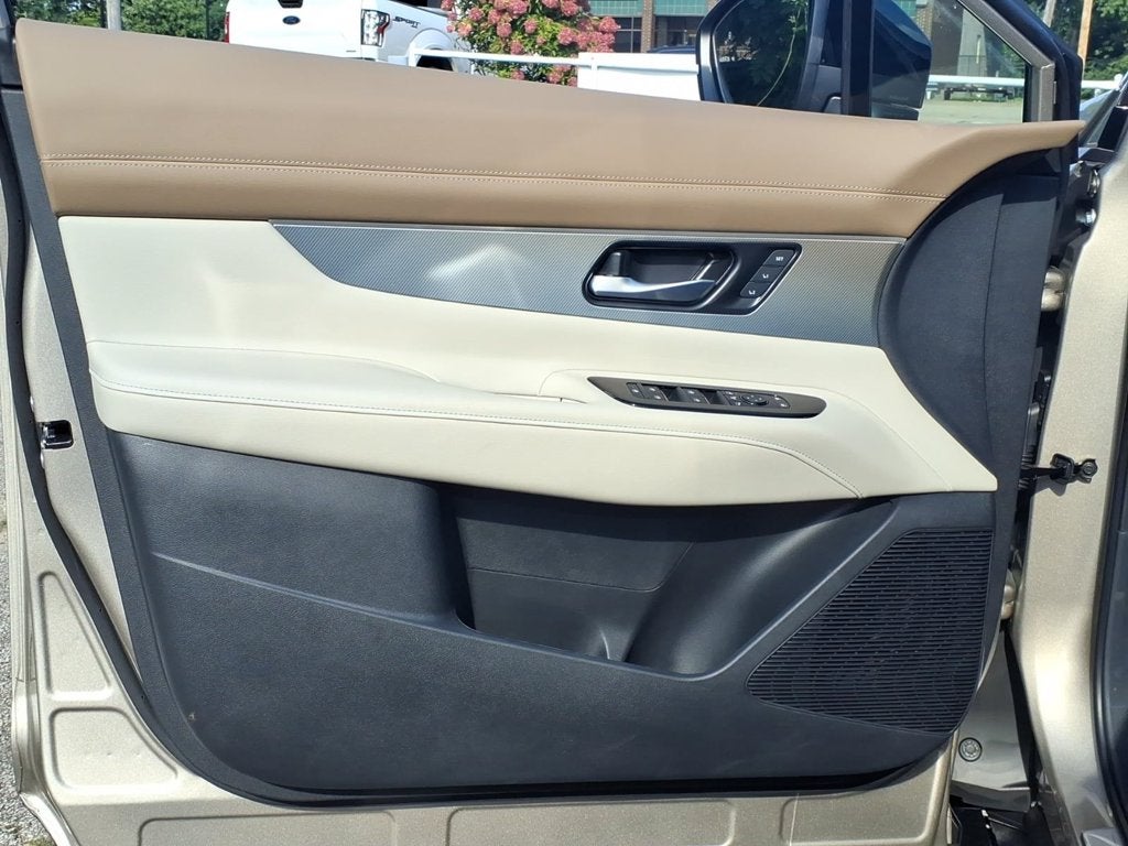 2027 Nissan Murano Platinum