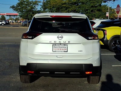 2027 Nissan Rogue Dark Armor